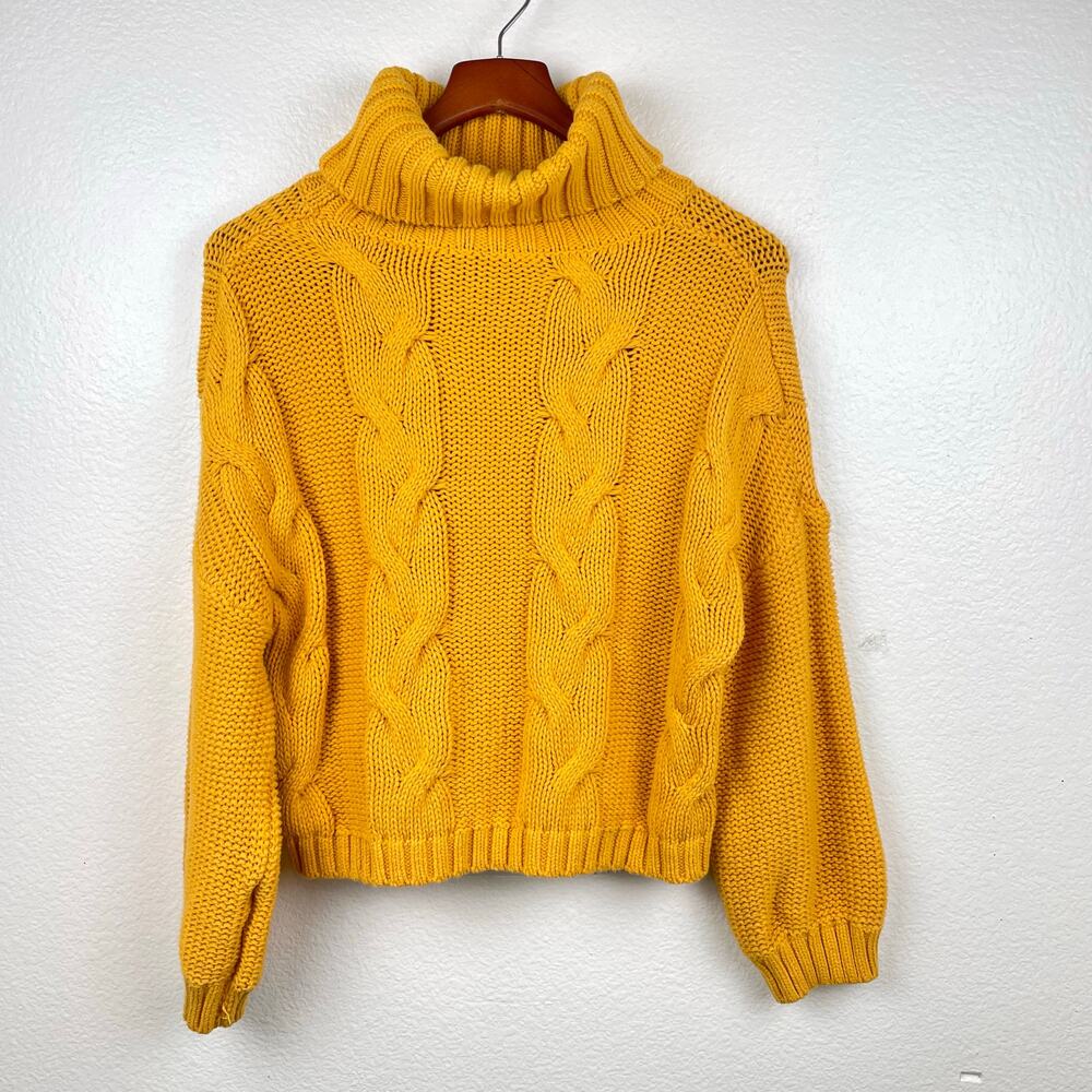 Womens Sweater Sz M Cable Knit Chunky Thick Cozy Balloon Sleeves Oversized Cabin - Picture 2 of 7